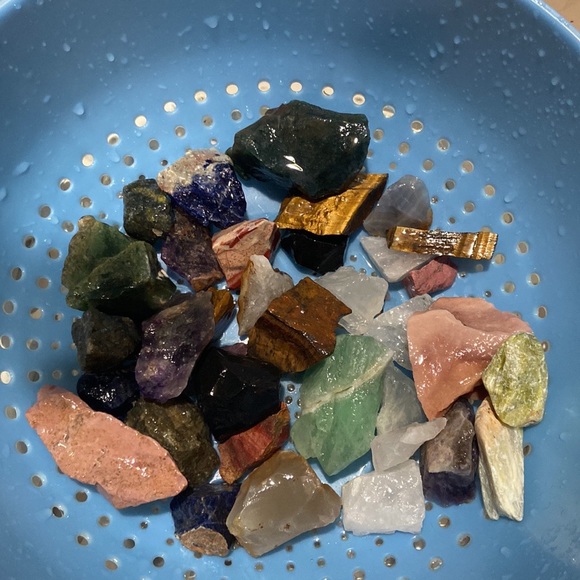 Raw stones 5 ct stones & mystery 3oz lucky scoop wicca diy collectors seasonal - Picture 3 of 14